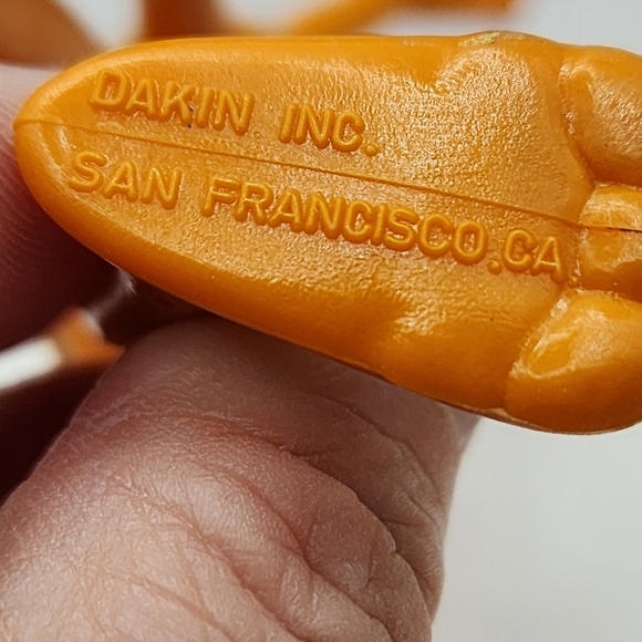 Garfield 1981 Bendable Poseable Figure 4.25" Am I Cool Dakin Bendy Rubber - Picture 5 of 6